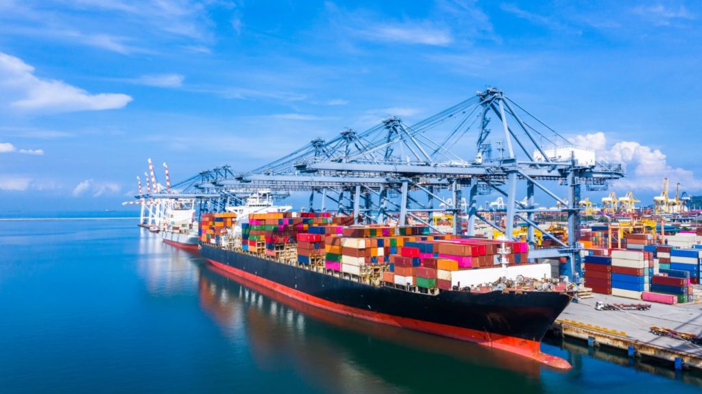 موانئ أبوظبي AD Ports Group تعلن عن أول استحواذ دولي وشراء حصصا بقطاع النقل البحري في مصر